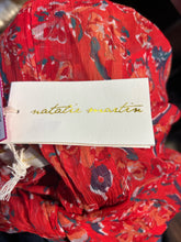 Load image into Gallery viewer, Natalie Martin Red Viscose Floral shortsleeve NWT Dress
