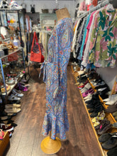 Load image into Gallery viewer, Nicoblu blue, yellow, red Poly Print waist tie Dress, Size M
