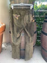 Load image into Gallery viewer, Gossamer wings Green Suede floral embroidary Floral Stitching snap &amp; zip Pant
