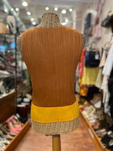Load image into Gallery viewer, Pleats Please Issey Miyake Amber Pleats Trim Design Sleeveless Top, Size 3=L

