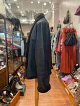Load image into Gallery viewer, Max Mara Black Leather Shearling Lining Open Style Coat
