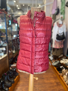 Herno Red Goose Down Quilted Zip Up Vest, Size S/M