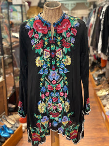 Johnny Was Black Embroidered Floral Cupra Rayon NWT! Top, Size S