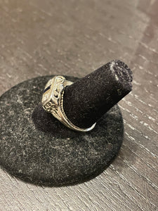 Fine Vintage Jewelry 18k Diamond & Sapphire Ring, Size 6.5